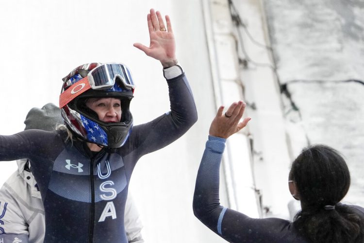 After medals, Humphries, Meyers Taylor back on Olympic ice